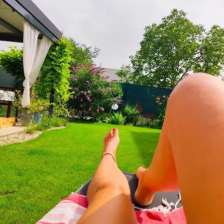Stylish House Close To Bratislava Сasa de vacaciones